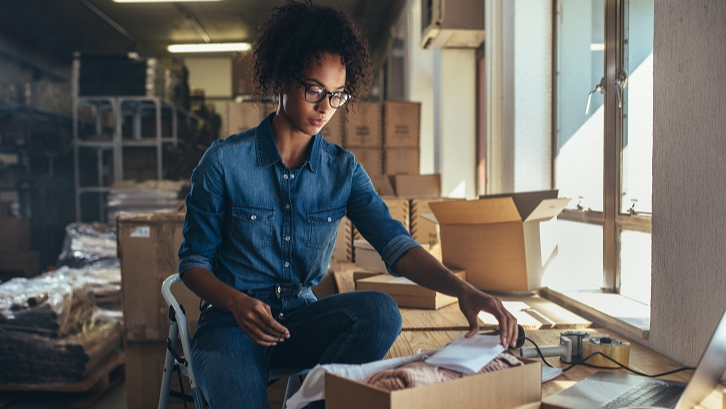11 Best Dropshipping Website Builders & Solutions in 2024